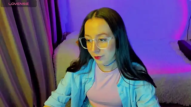 CurlySteph online show from 03.26.26