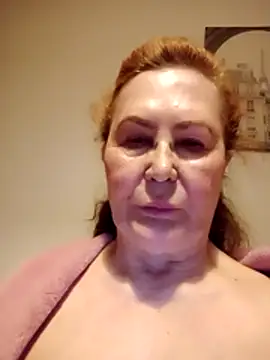 Snapshot of Hottie-Mom chatting on 05.18.26 Hottie-Mom online show from 05.18.26