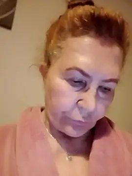 Snapshot of Hottie-Mom chatting on 05.24.26 Hottie-Mom online show from 05.24.26