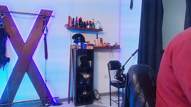 boy n girl online show from 12.13.24