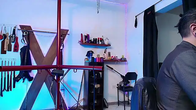 boy n girl online show from 12.22.24