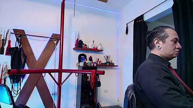 boy n girl online show from 02.14.25