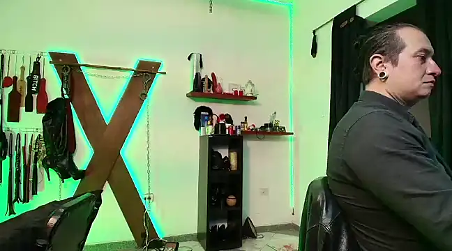 boy n girl online show from 02.27.25