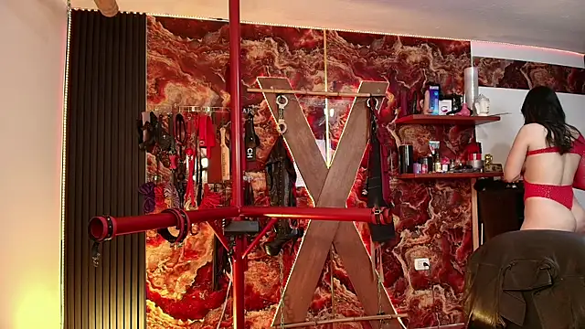 boy n girl online show from 03.13.25