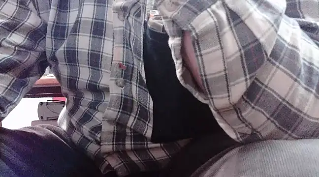 Snapshot of HaraldGermany chatting on 12.18.24 HaraldGermany online show from 12.18.24