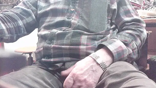 Snapshot of HaraldGermany chatting on 02.21.26 HaraldGermany online show from 02.21.26