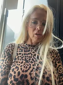 Reyna63 online show from 05.15.26