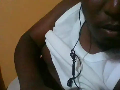 Snapshot of honeyswit chatting on 11.21.25 honeyswit online show from 11.21.25