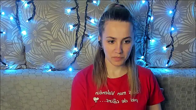 MaggieCake online show from 04.16.26