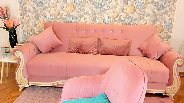 Snapshot of realhotfallingdevil chatting on 02.12.25 realhotfallingdevil online show from 02.12.25