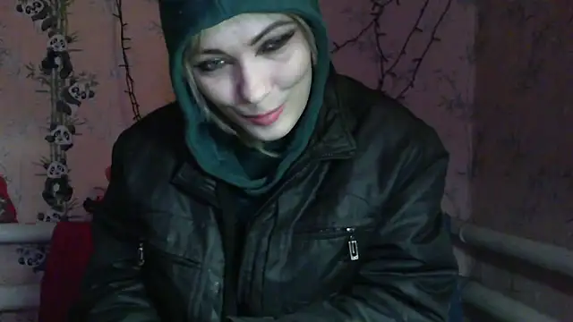 WildMissNiks online show from 02.18.26