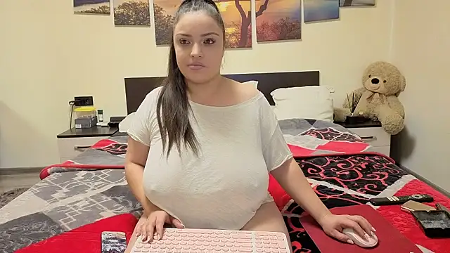 adelline online show from 02.02.26