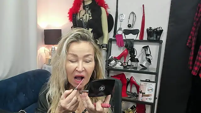 crystaLUX online show from 02.04.26