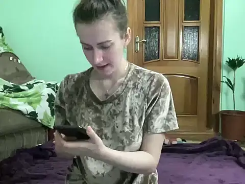 AngelTough20 online show from 10.08.25