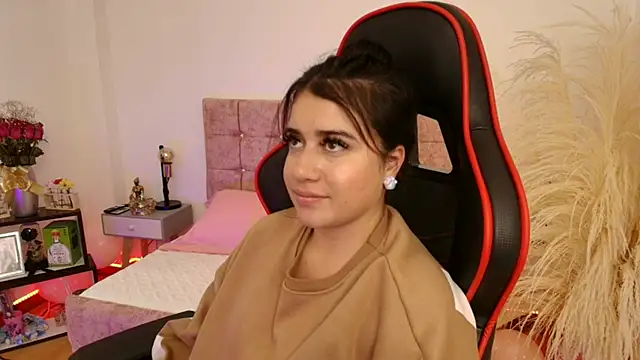 Snapshot of KallyMyller1 chatting on 12.02.24 KallyMyller1 online show from 12.02.24