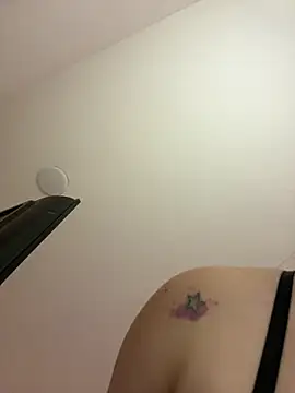 KallyMyller1 online show from 04.11.26