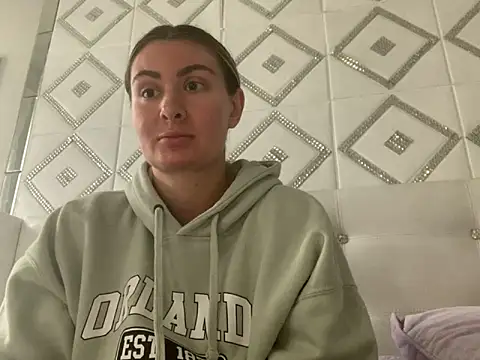 Snapshot of Alyssa_rhoades chatting on 01.26.25 Alyssa rhoades online show from 01.26.25