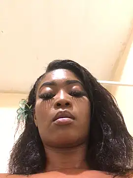 EvelynHeather online show from 03.22.25