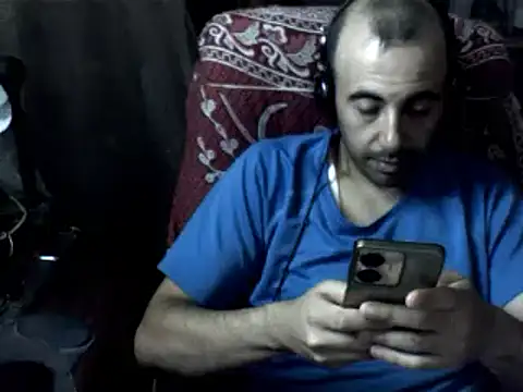 Snapshot of big_heart chatting on 10.08.25 big heart online show from 10.08.25