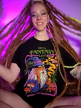 LucidLucy online show from 11.17.25