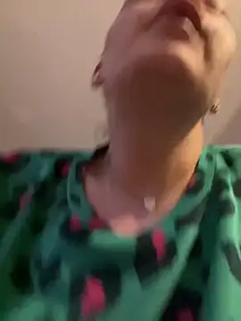 Snapshot of Dirtyfeelin chatting on 12.15.24 Dirtyfeelin online show from 12.15.24