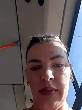 Snapshot of Dirtyfeelin chatting on 03.05.25 Dirtyfeelin online show from 03.05.25