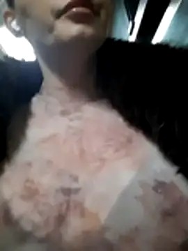 Snapshot of Dirtyfeelin chatting on 12.15.25 Dirtyfeelin online show from 12.15.25