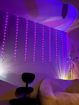 thebrattygoddess online show from 10.16.25