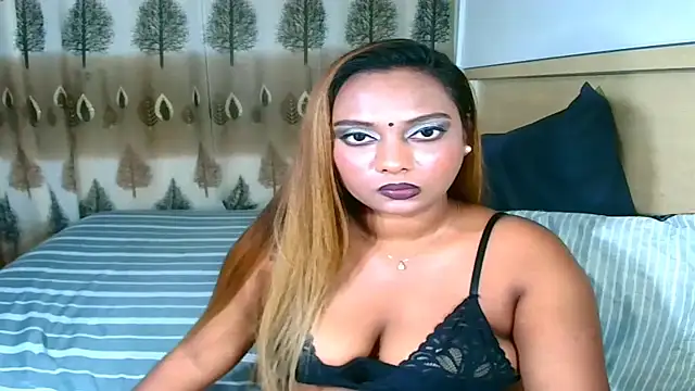 Snapshot of sexyindianchic chatting on 03.14.25 sexyindianchic online show from 03.14.25