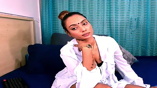 Snapshot of sexyindianchic chatting on 06.01.26 sexyindianchic online show from 06.01.26