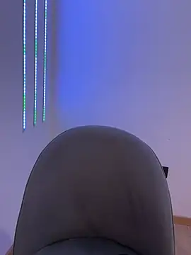 Liiaa online show from 03.20.25