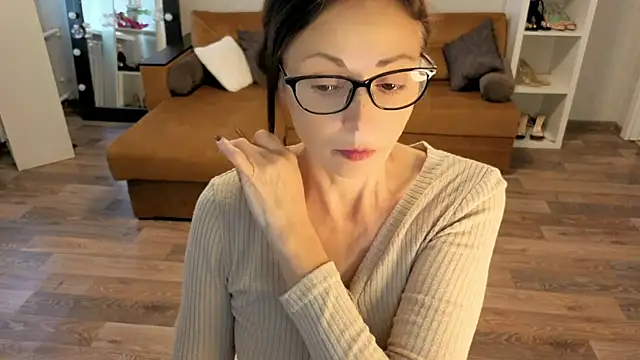 CaringSophie online show from 10.31.25