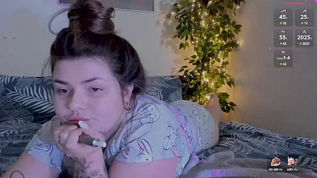 Eva Shameless online show from 12.21.24