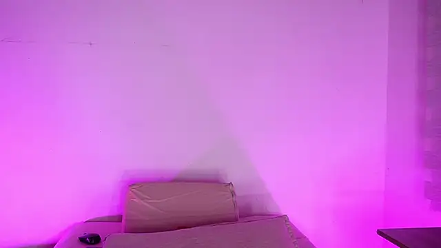 emyli sw  online show from 09.22.25