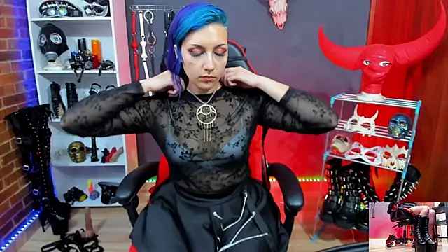 Snapshot of Mistress_Yelena chatting on 05.15.26 Mistress Yelena online show from 05.15.26