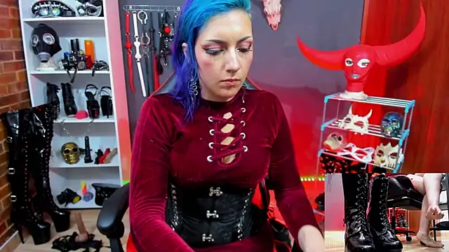 Snapshot of Mistress_Yelena chatting on 05.22.26 Mistress Yelena online show from 05.22.26