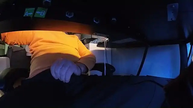 Snapshot of Matti_salerno chatting on 03.25.26 Matti salerno online show from 03.25.26