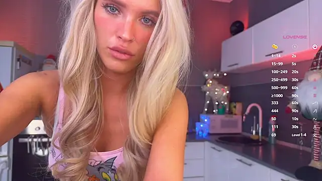 mikkixmeow online show from 12.27.24