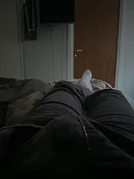 Snapshot of adam123456654321 chatting on 03.12.25 adam123456654321 online show from 03.12.25