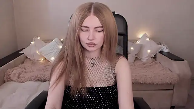 ViolettaLopez online show from 03.21.25