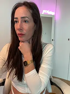 Snapshot of SweeetAlegra chatting on 03.18.25 SweeetAlegra online show from 03.18.25