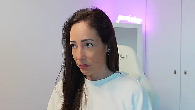 Snapshot of SweeetAlegra chatting on 03.20.25 SweeetAlegra online show from 03.20.25