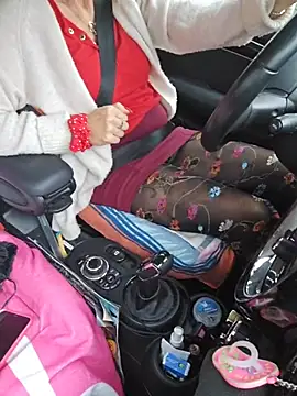 Nathotsexy1 online show from 12.22.25