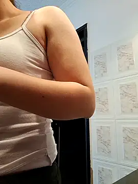 mayhott2 online show from 09.23.25