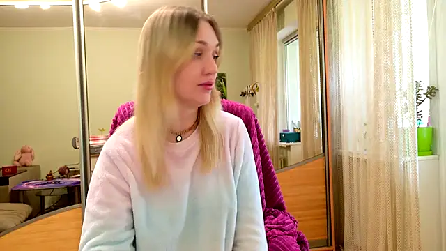 ModelEva online show from 05.01.26