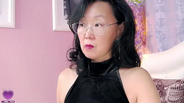 Asian legs online show from 02.06.26