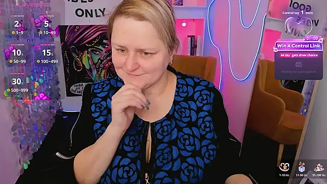 Snapshot of ScarlettSoft chatting on 02.24.26 ScarlettSoft online show from 02.24.26