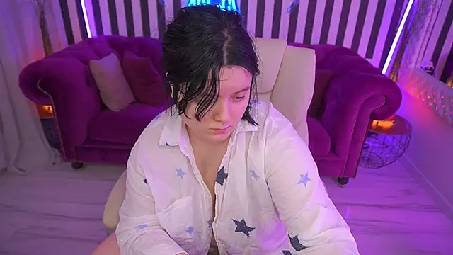 LittleShyy online show from 06.18.26