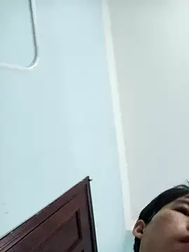 Snapshot of Cachcutee chatting on 12.21.24 Cachcutee online show from 12.21.24