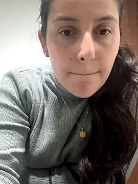 hannyrose  online show from 10.07.25